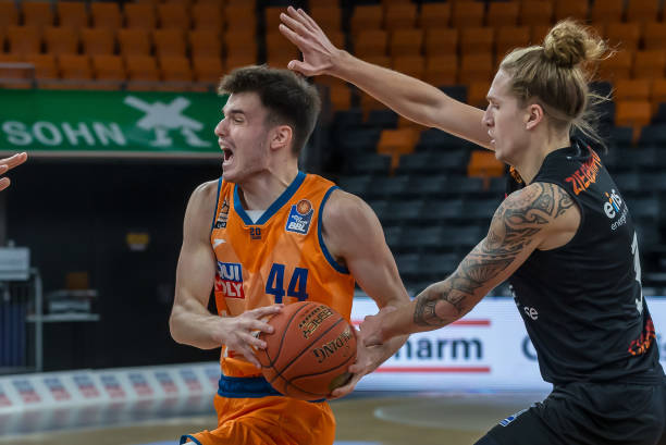 参加欧战并 参加欧战并